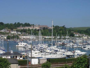 Shipwrights - Views across the Marina and River Dart, perfect bolthole